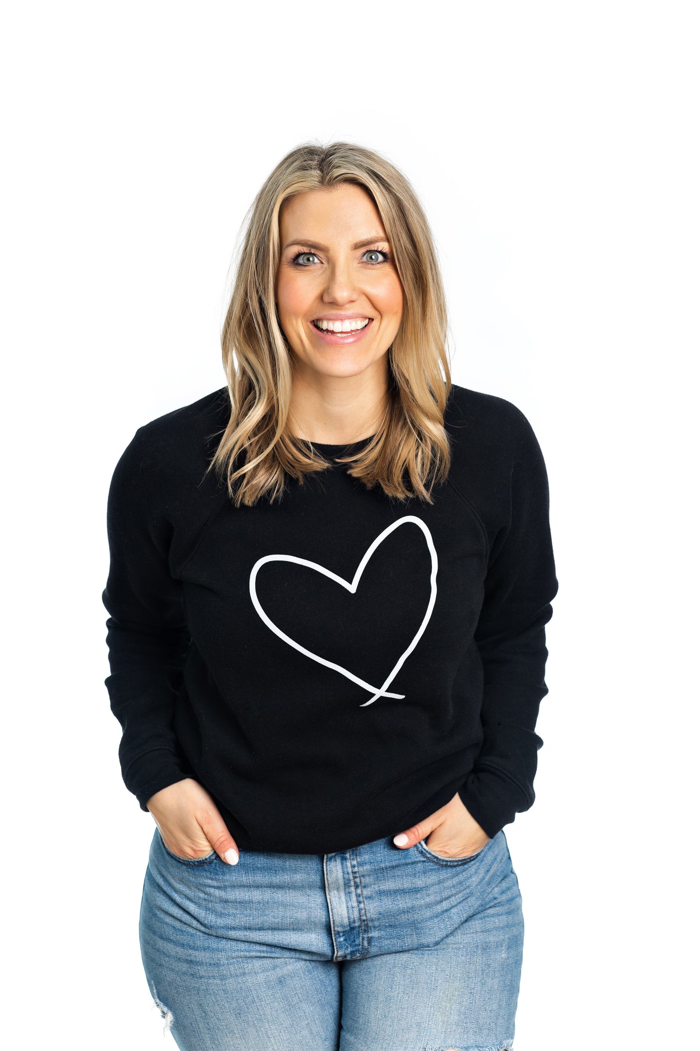 HEART || COZY CREW ADULT BLACK